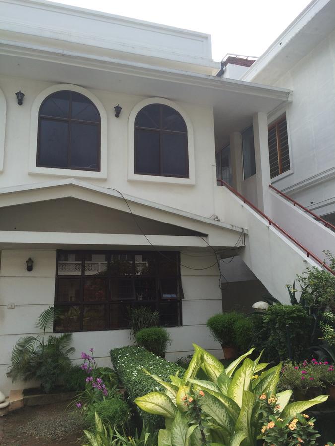 Vintage Inn Kochi Exterior foto
